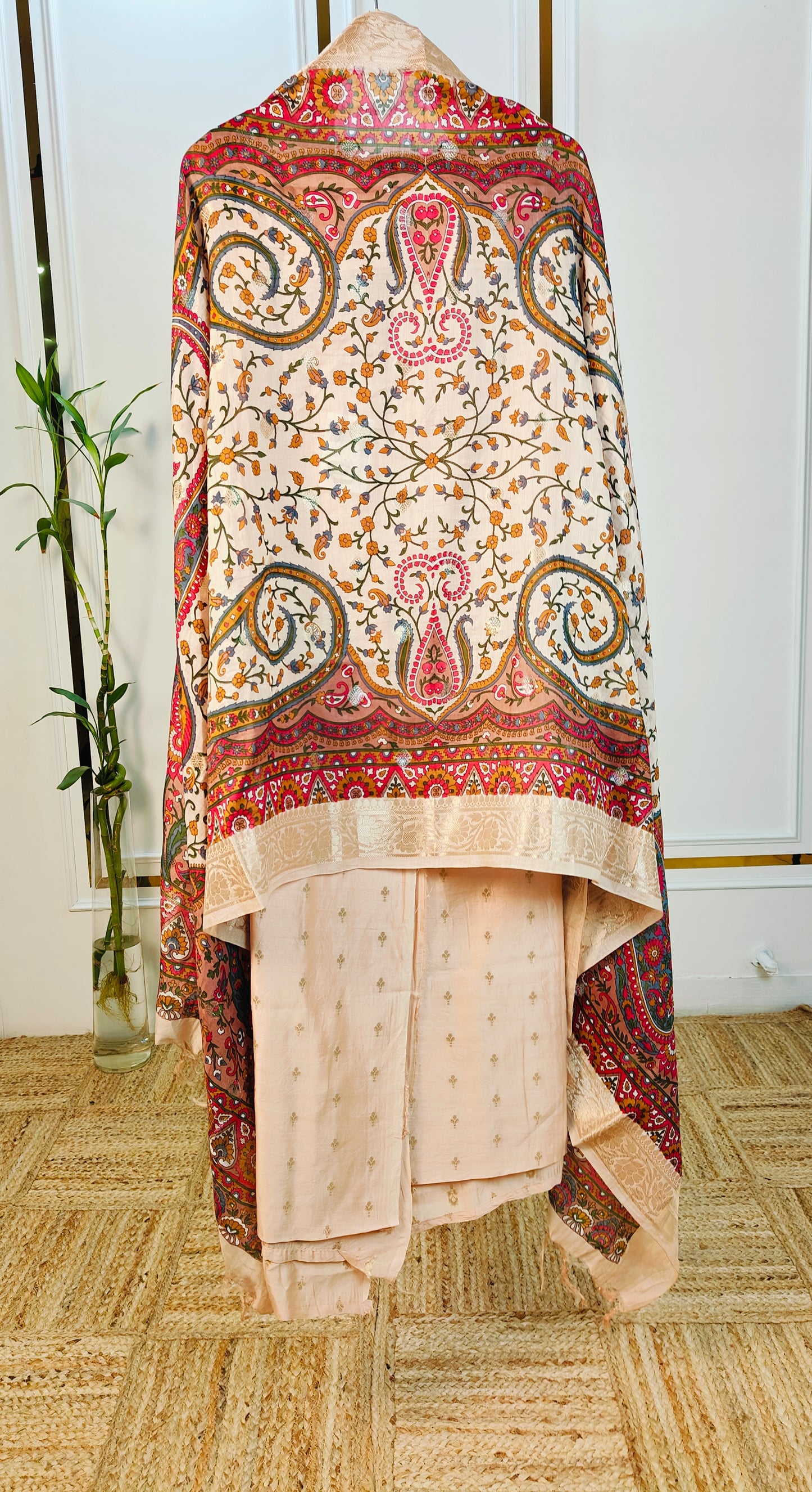 MAHESHWARI AURA