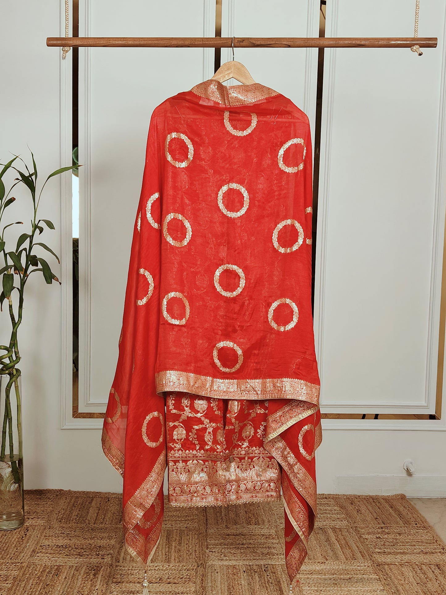 REGAL TISSUE PAITHANI