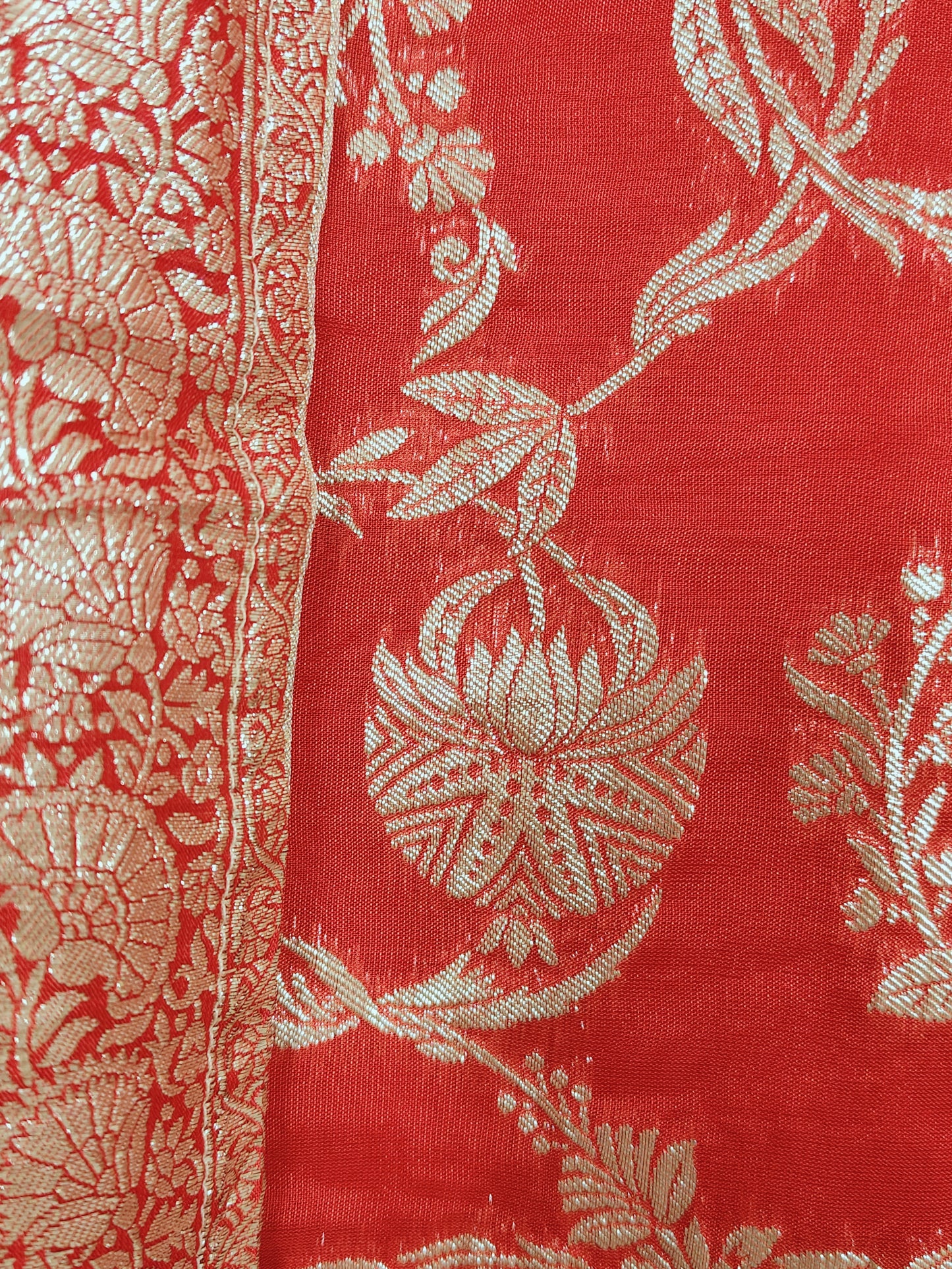 REGAL TISSUE PAITHANI