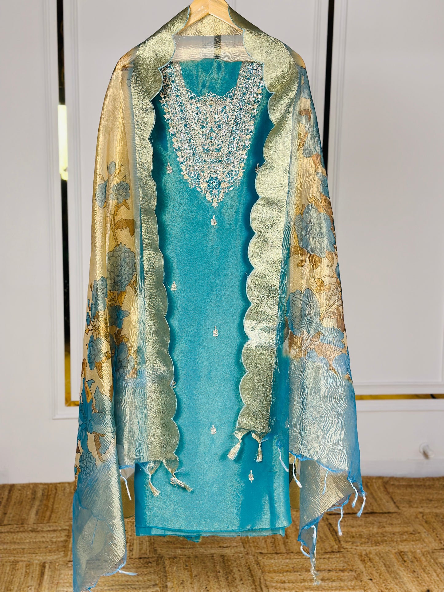 TISSUE DABKA LUXE