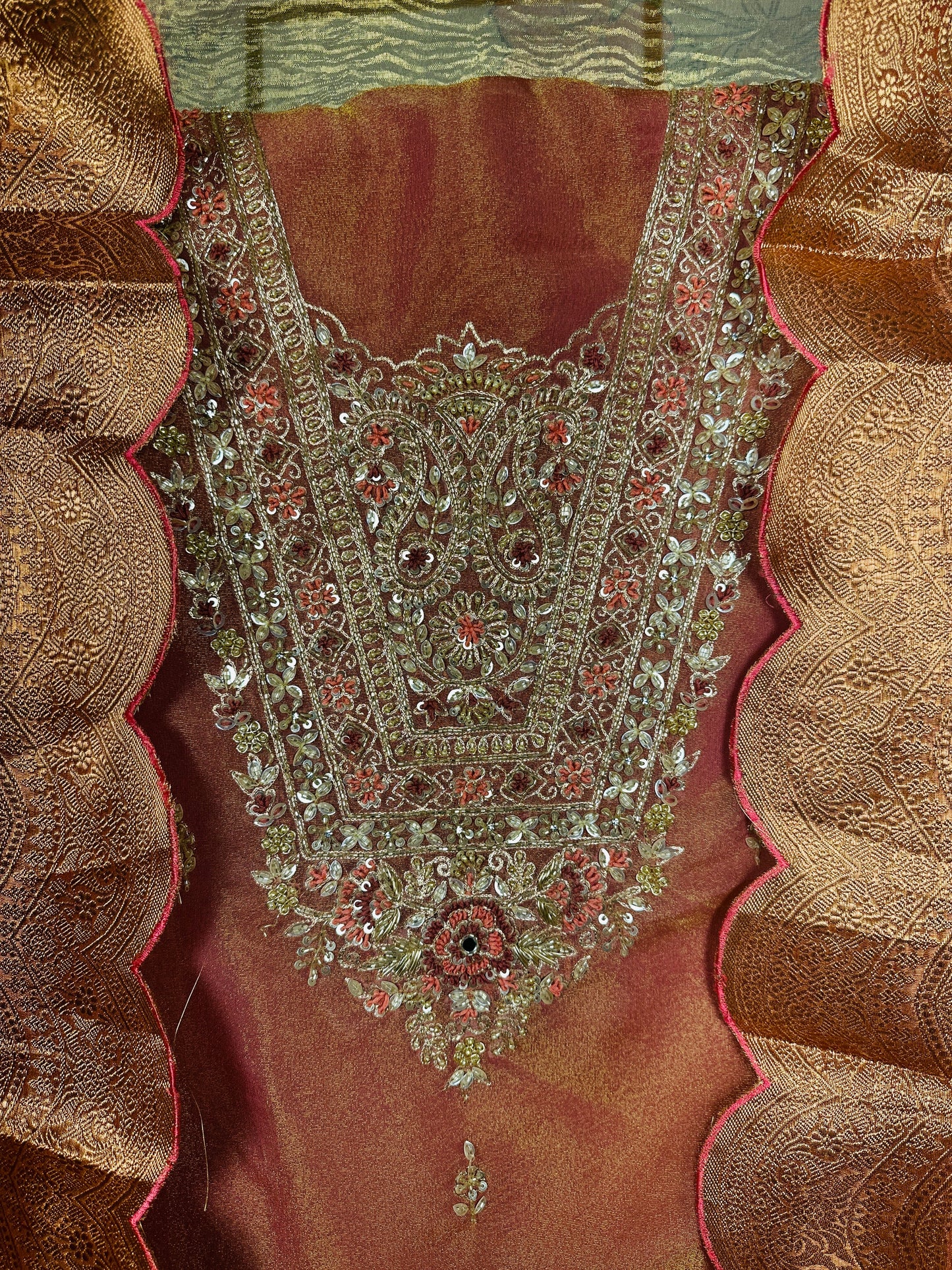 TISSUE DABKA LUXE