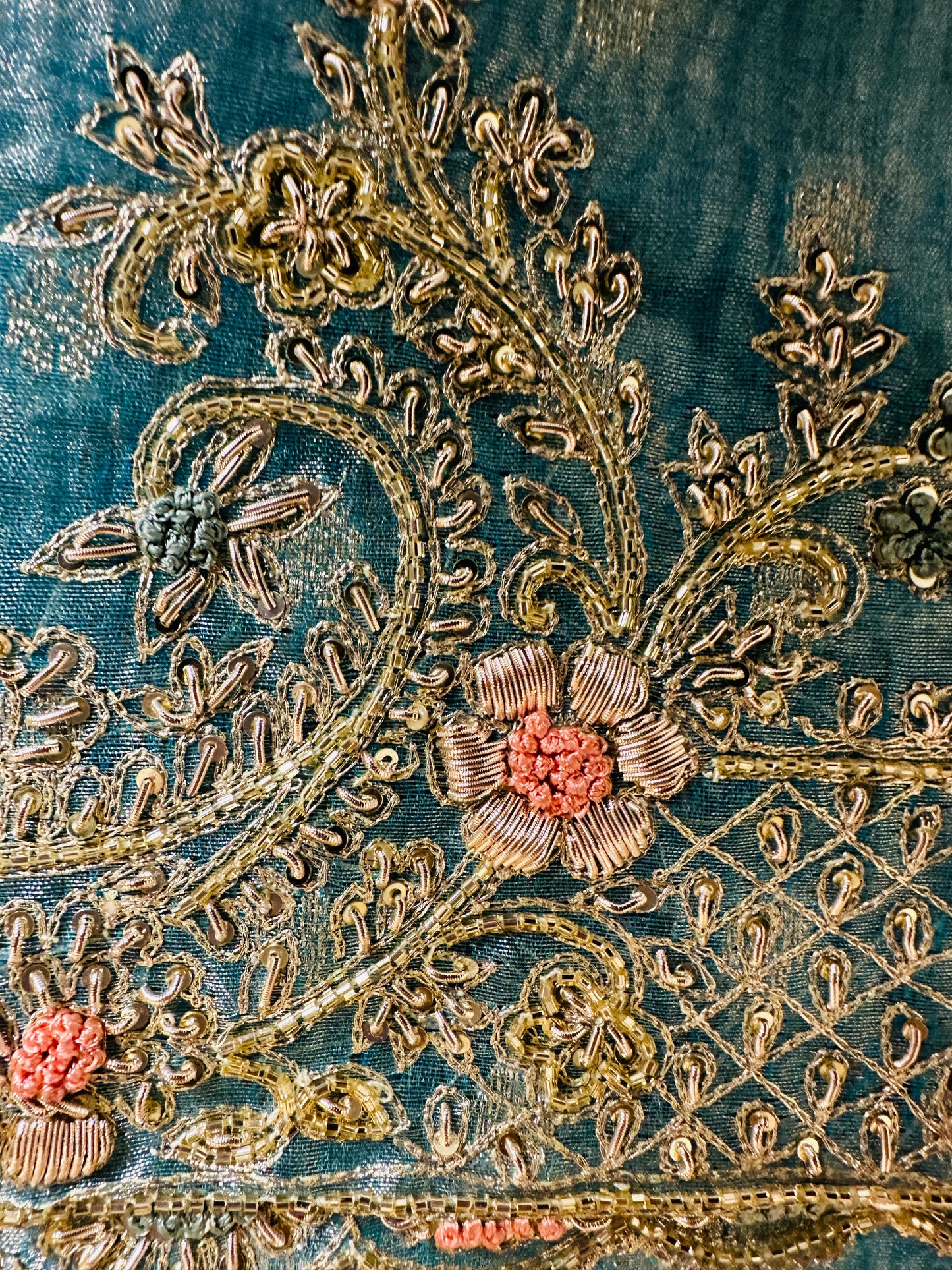 BROCADE TISSUE OPULENCE