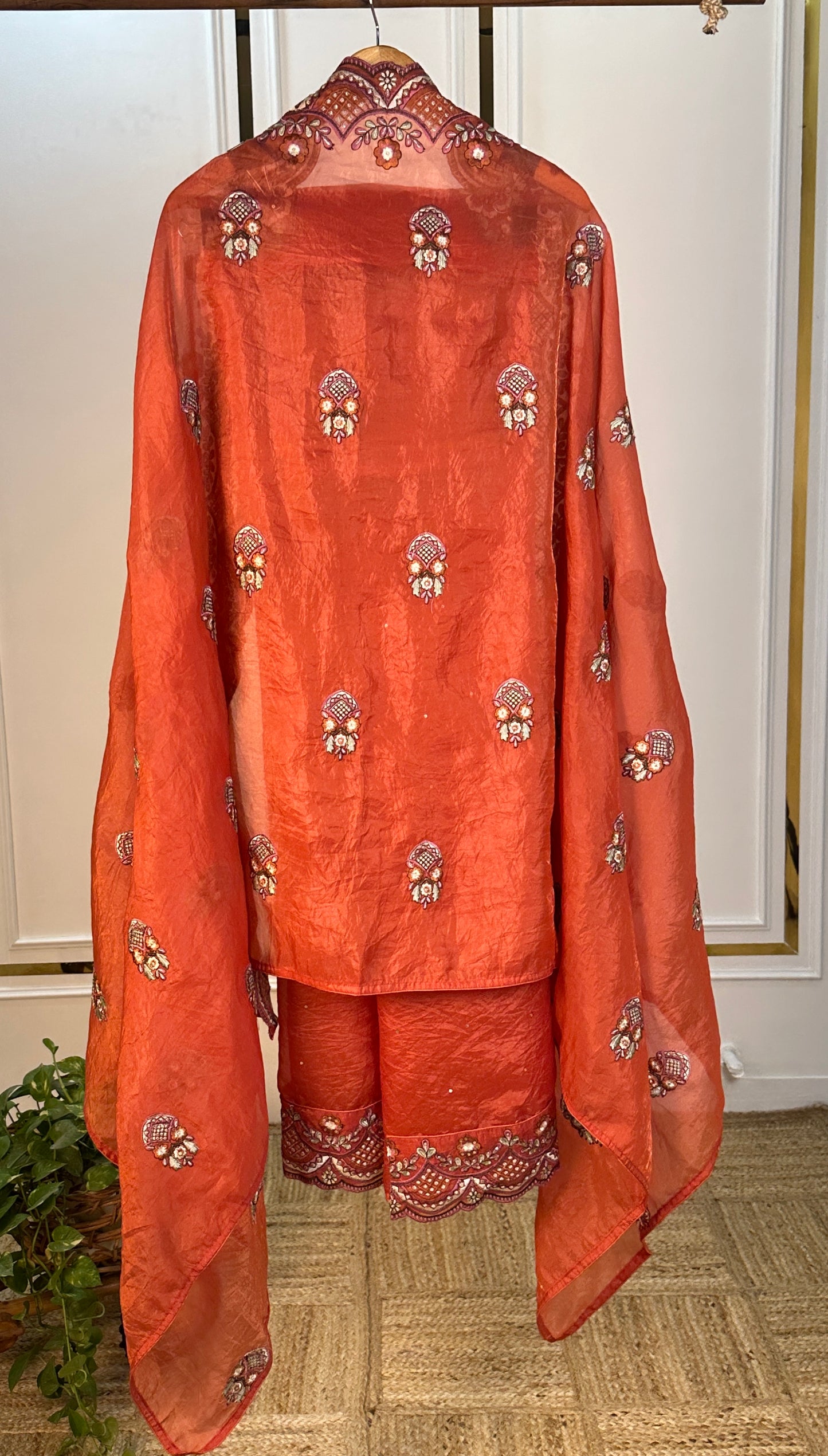KASHMIRI HERITAGE LUXE