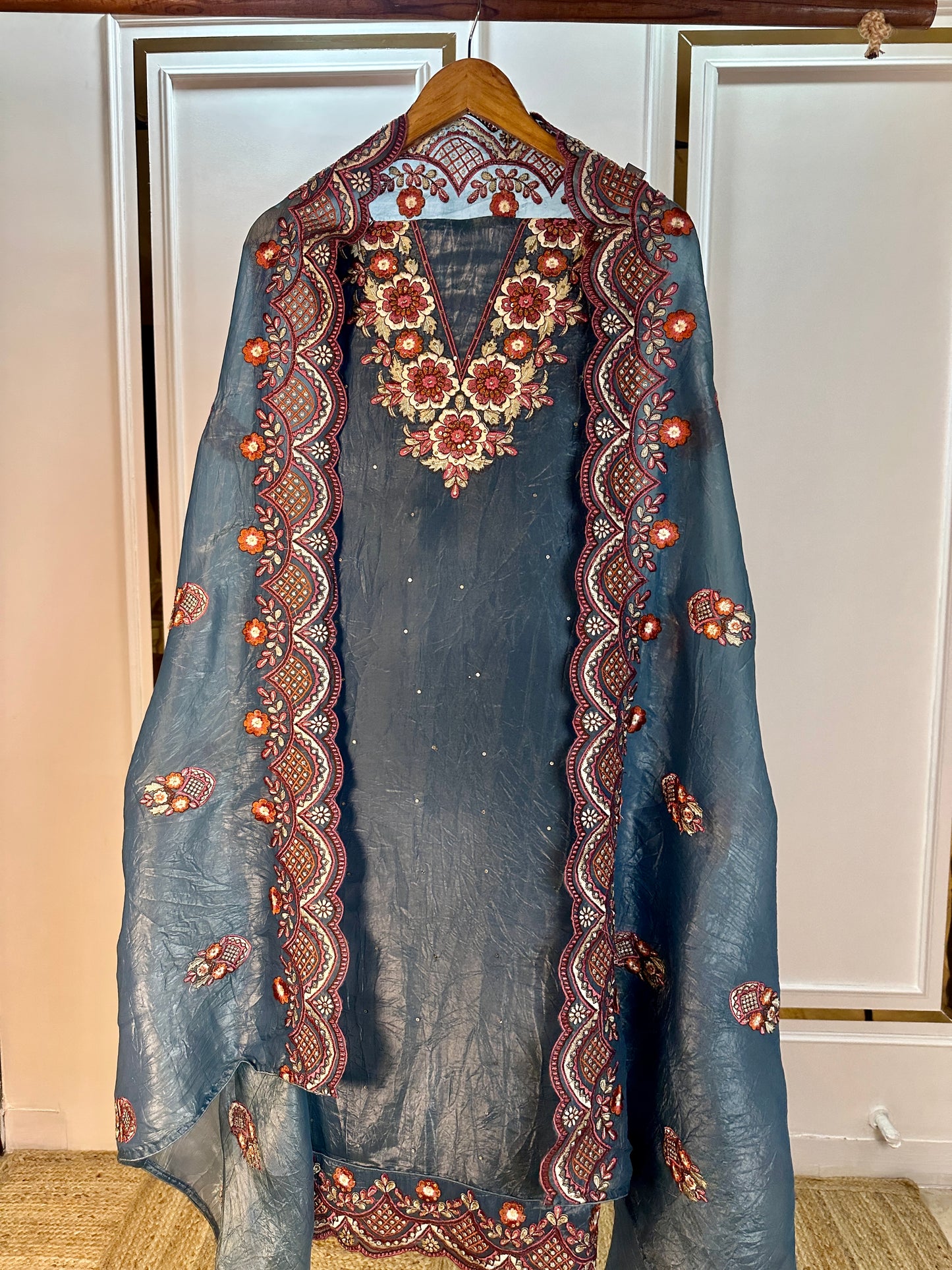 KASHMIRI HERITAGE LUXE