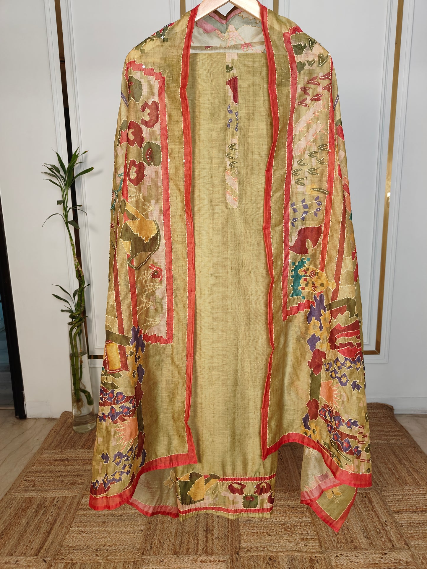 CHANDERI AURA