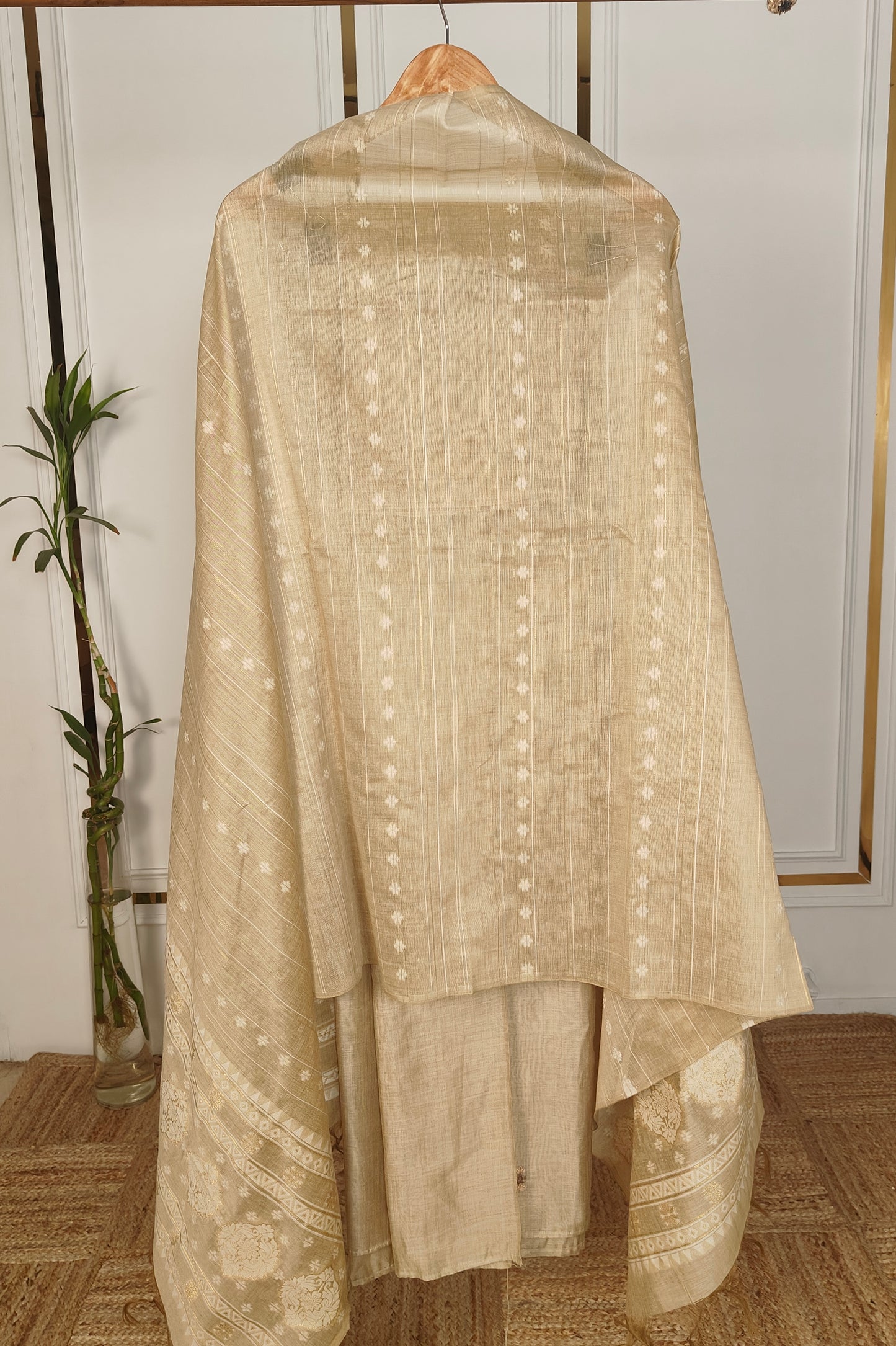 LIVING THE LINEN DREAM