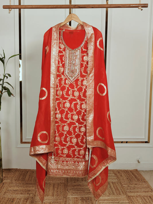 REGAL TISSUE PAITHANI