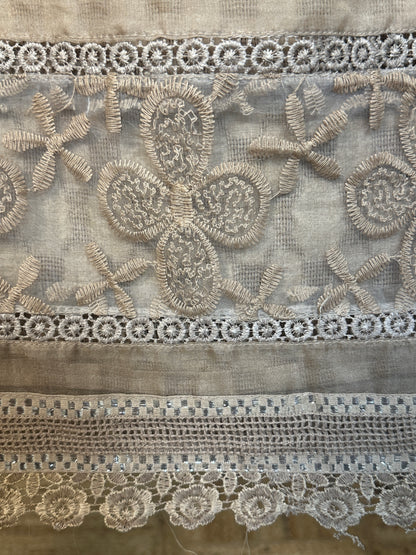 CHIKANKARI BLOOM