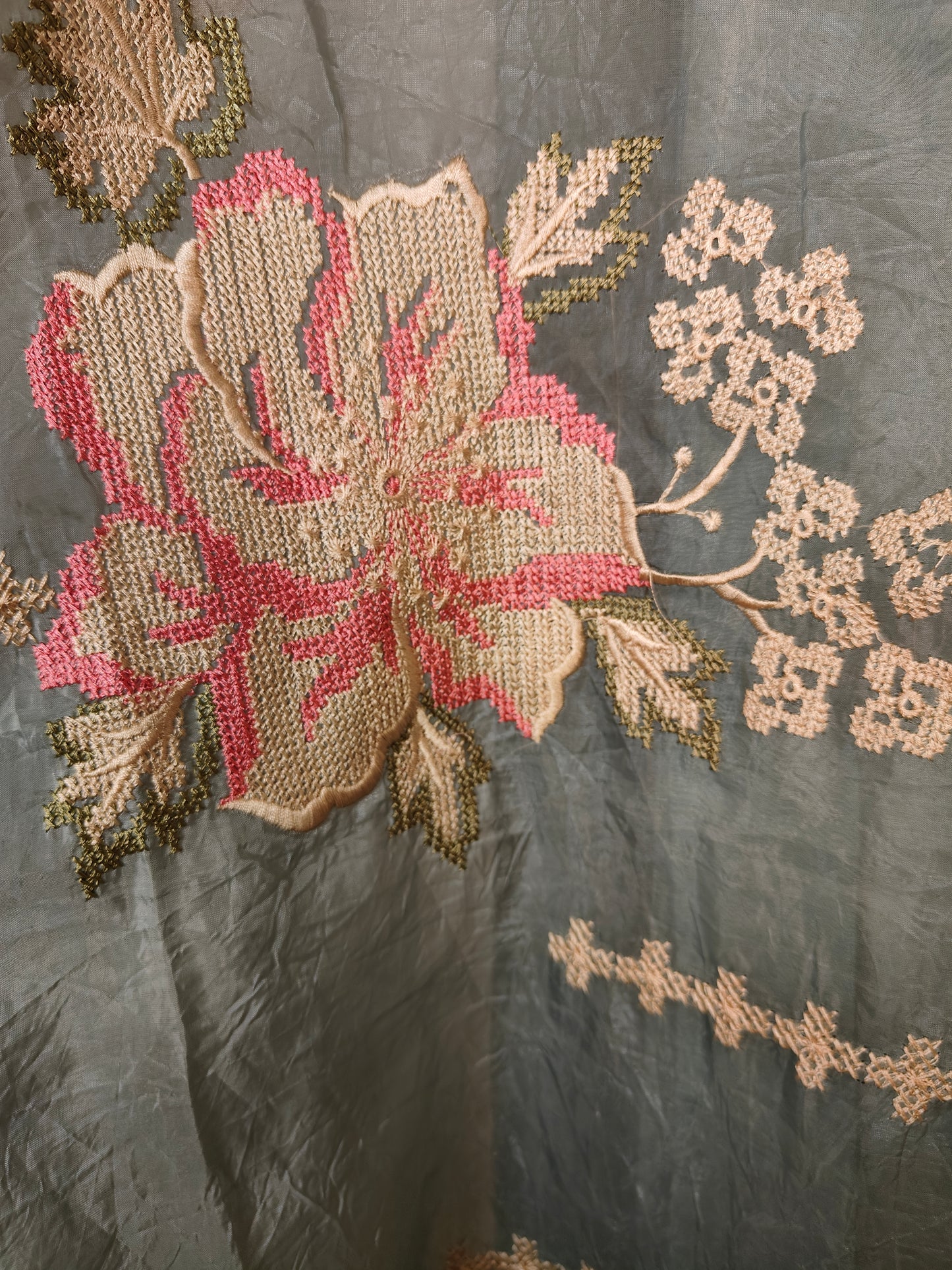 PAPER TISSUE OPULENCE