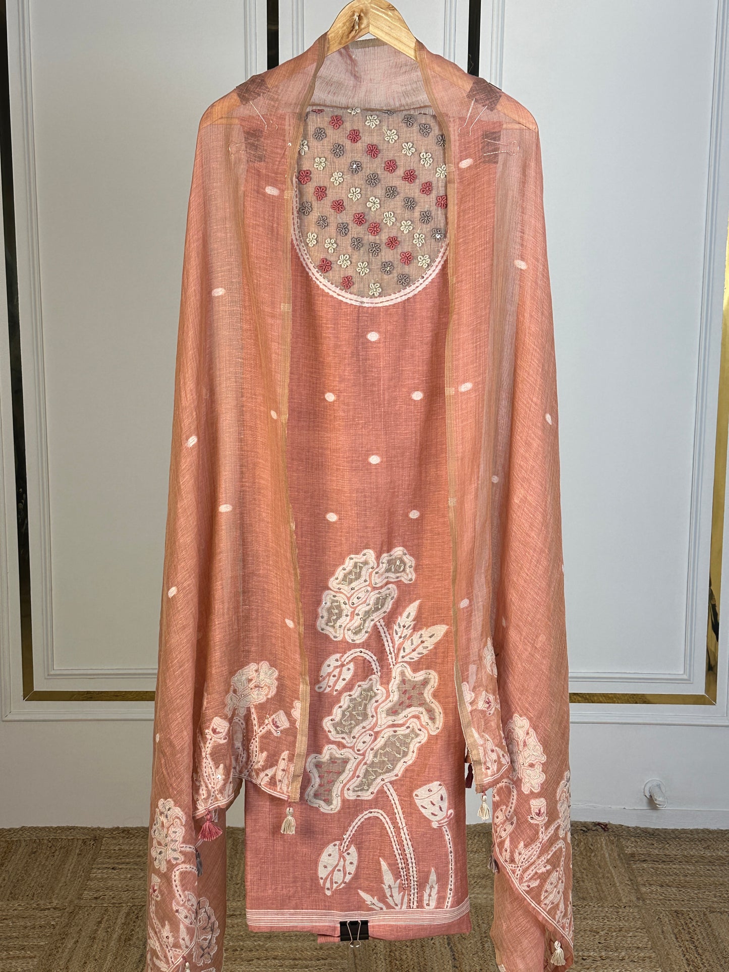 LINEN WHISPER