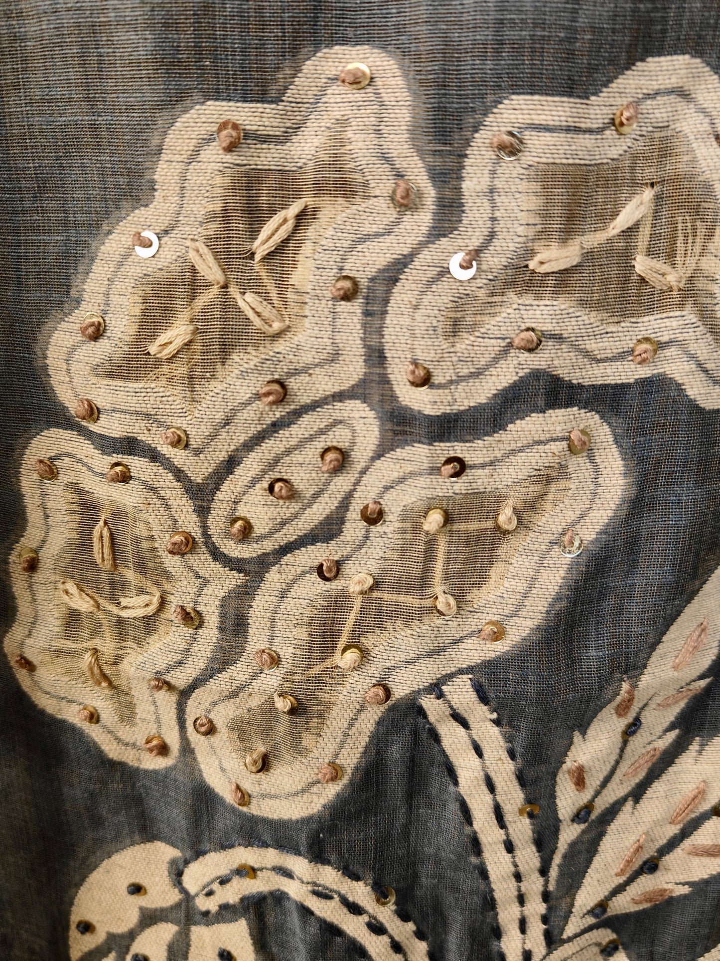 LINEN WHISPER