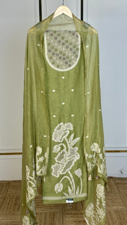 LINEN WHISPER