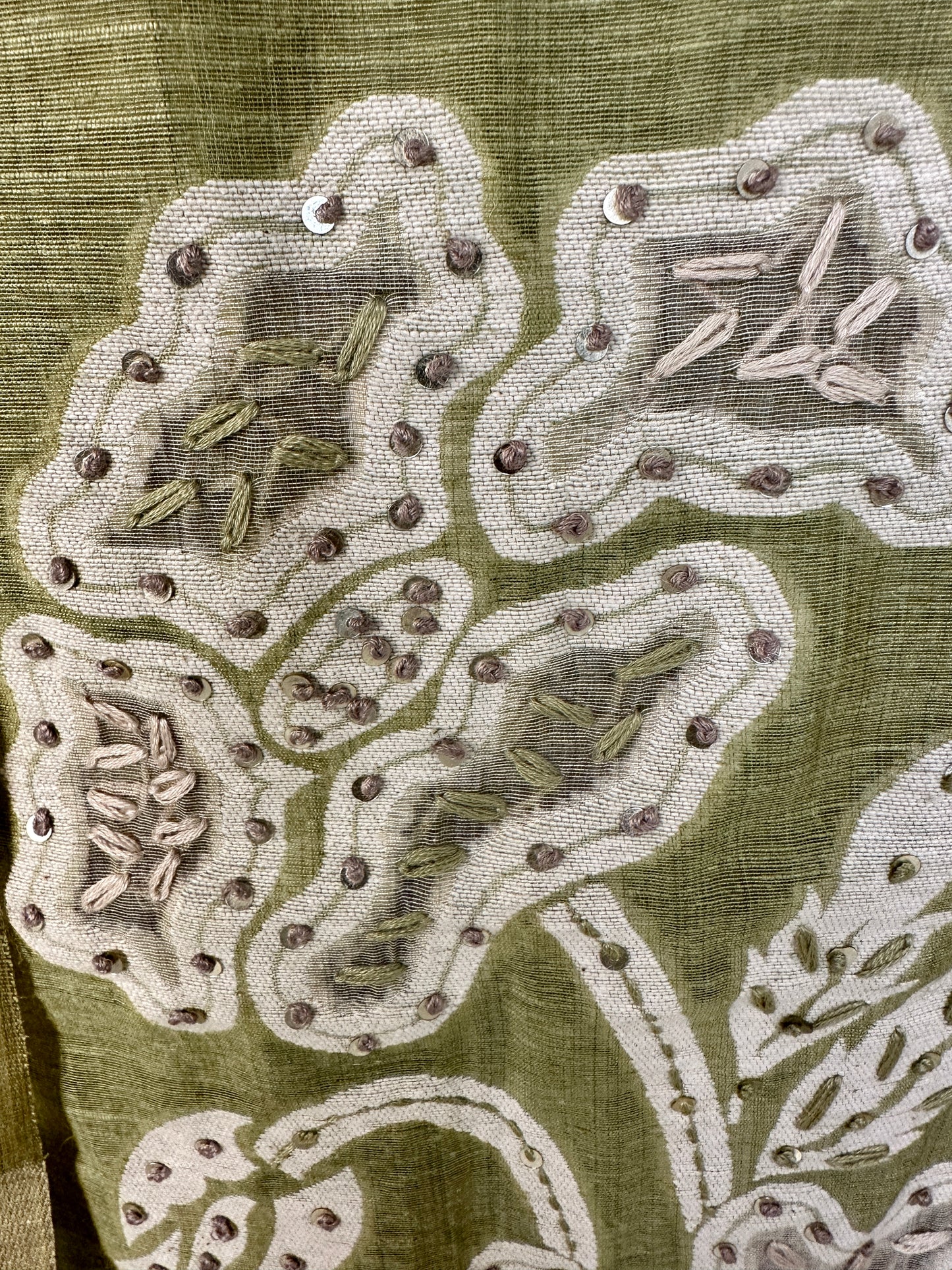 LINEN WHISPER