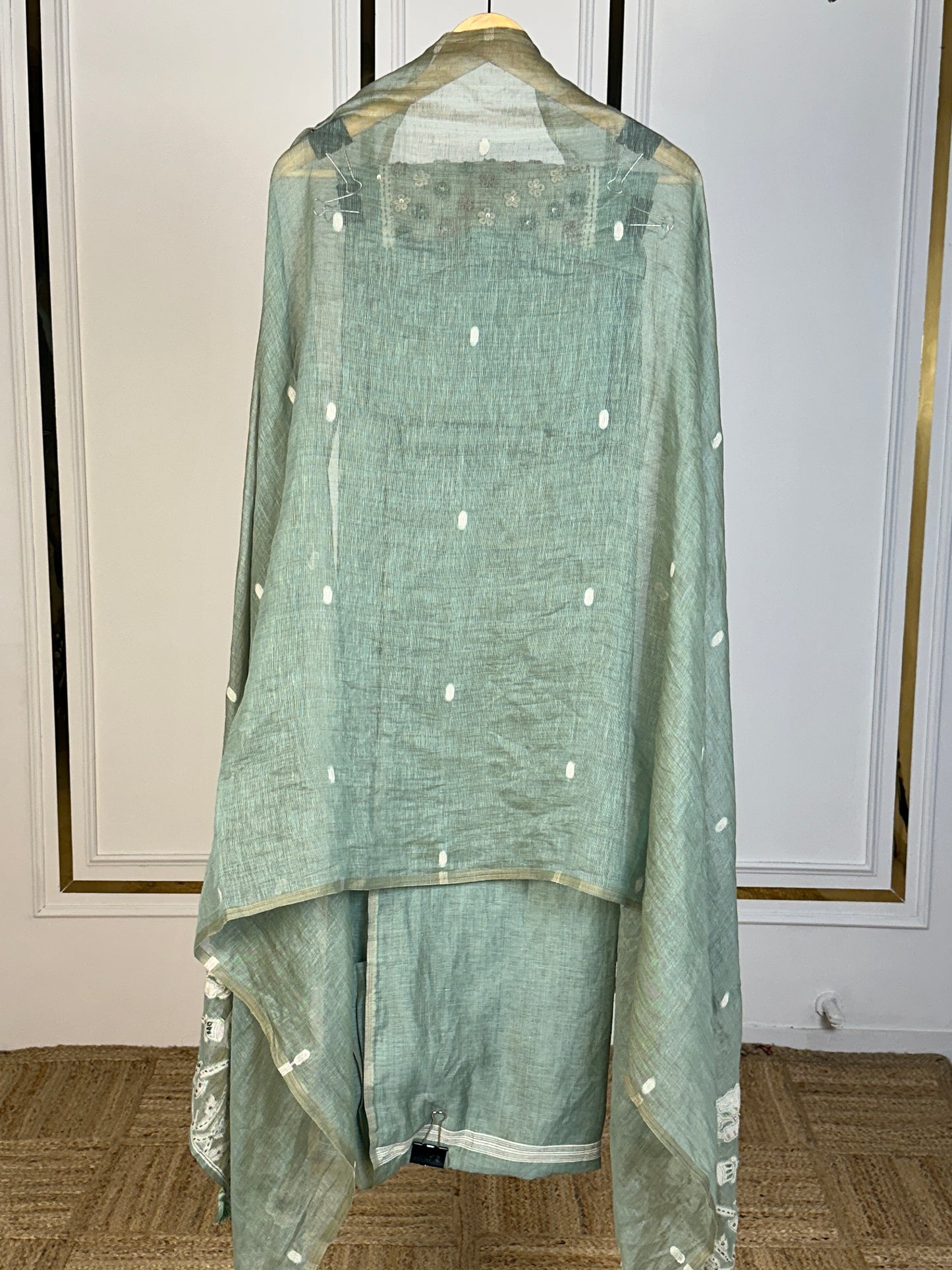 LINEN WHISPER
